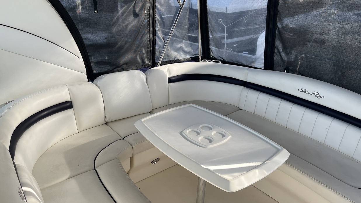 Sea Ray 40 Sundancer (2007) | 8