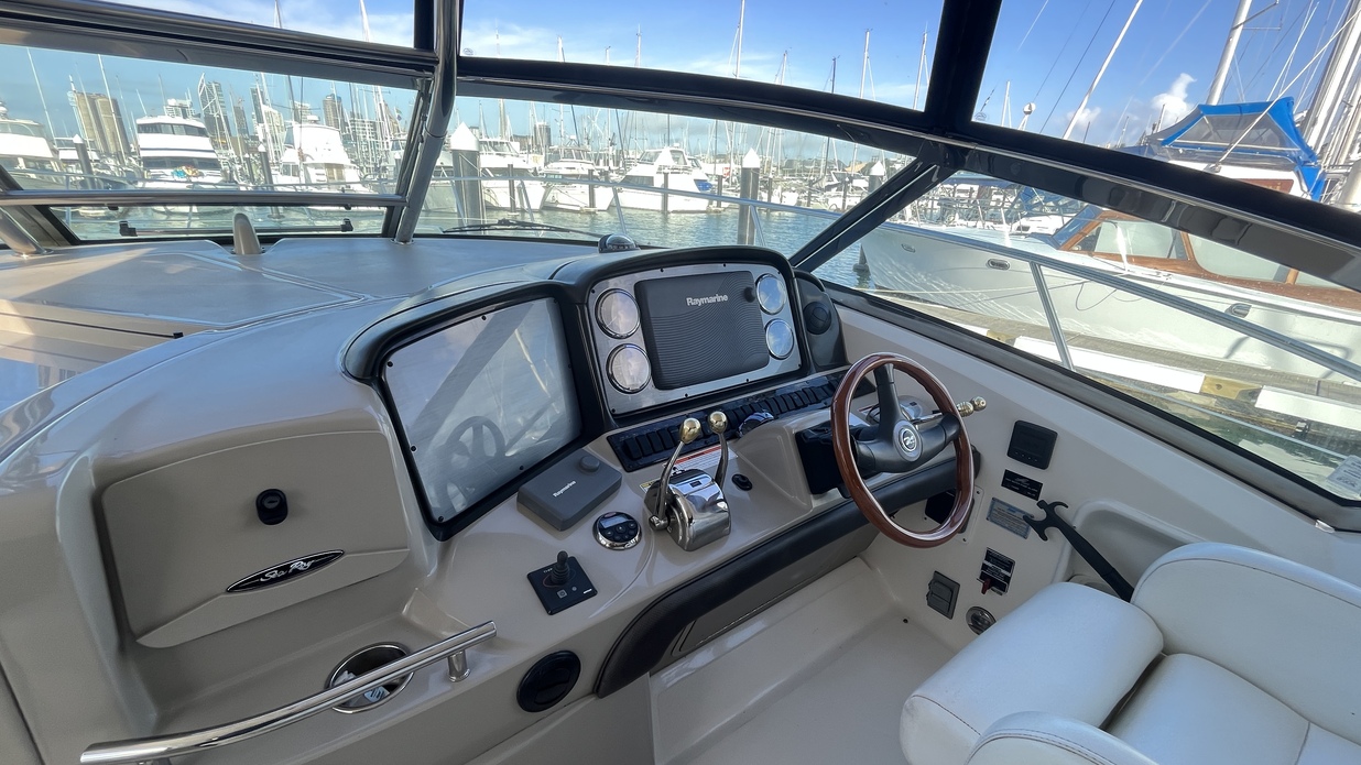 Sea Ray 40 Sundancer (2007) | 10