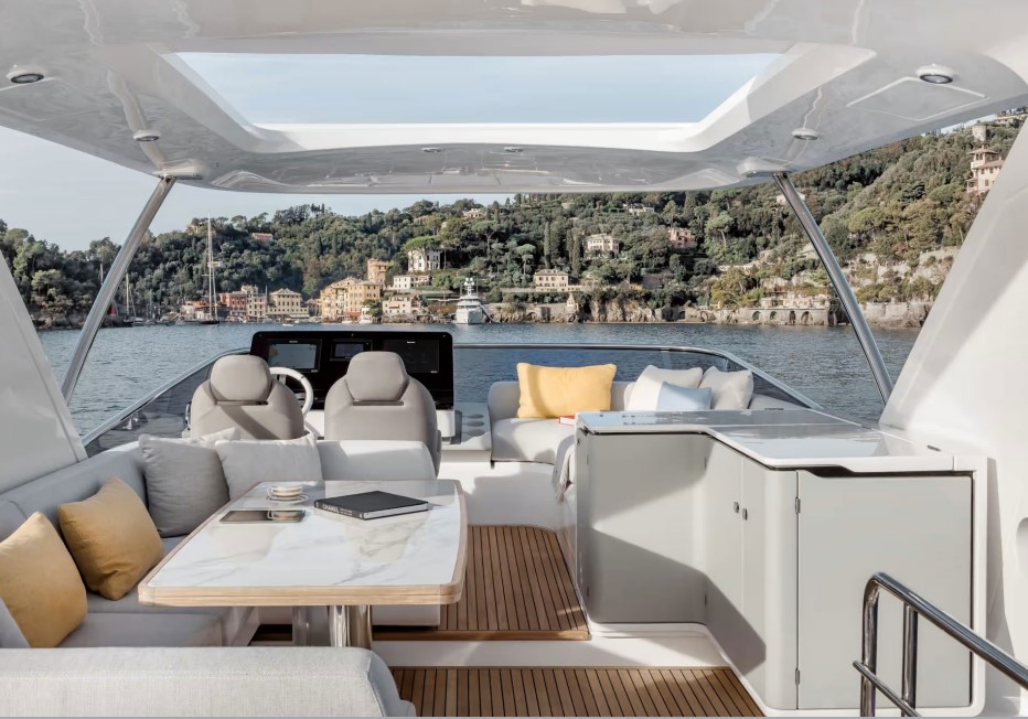 Azimut Fly 60 (2018) | 2