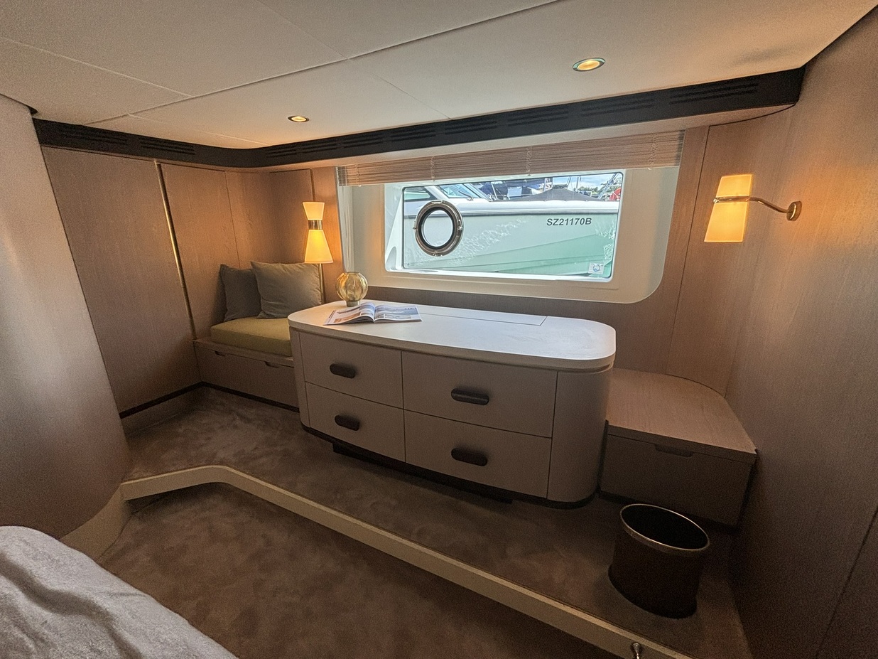 Azimut Fly 60 (2018) | 15