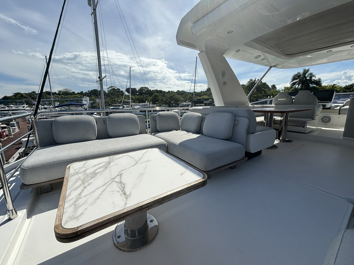 Azimut Fly 60 (2018) | 21