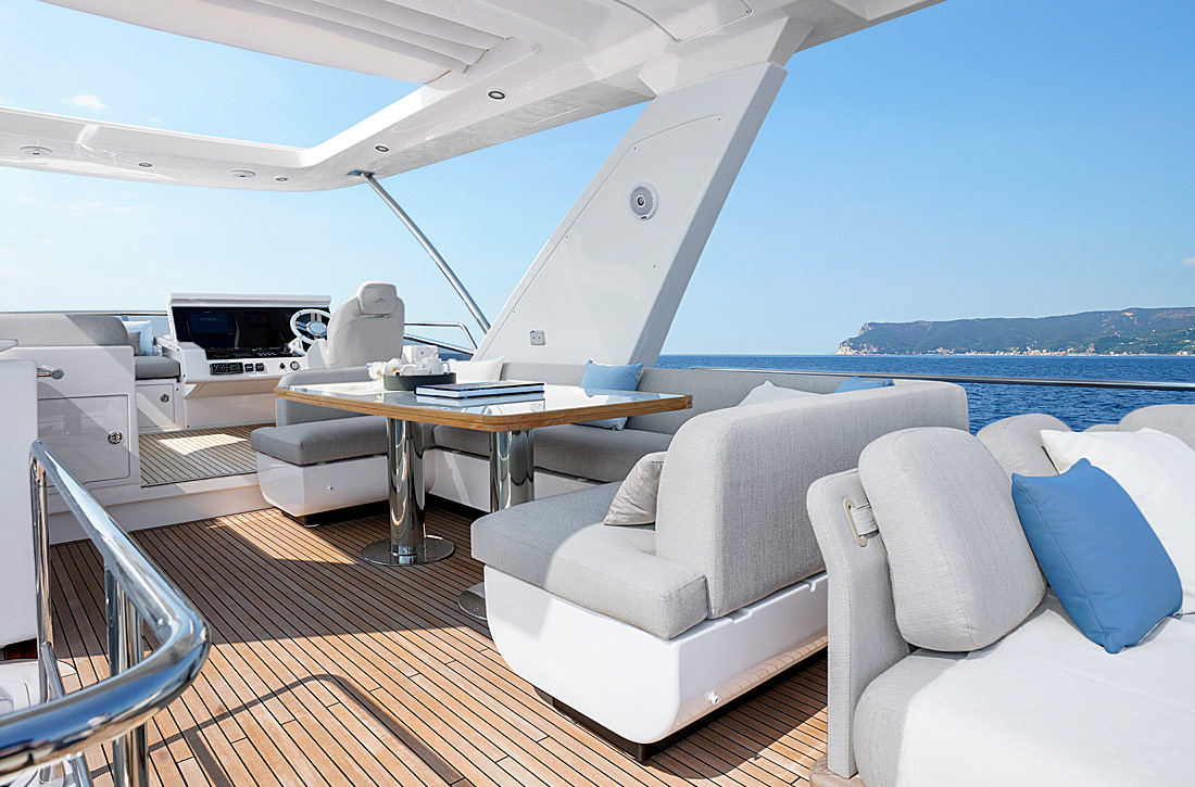 Azimut 66 Flybridge | 3