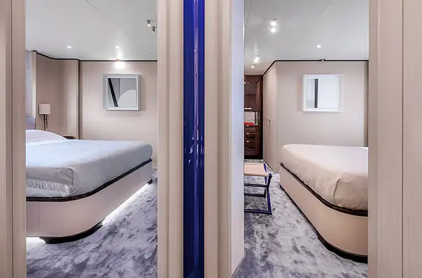 Azimut Grande 32 Guest Cabins