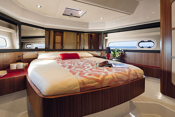 Azimut Magellano 43 Suite