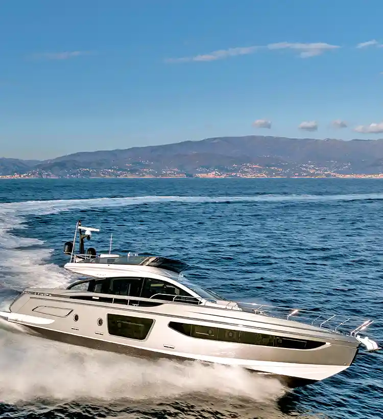 Pinnacle Marine Sells Azimut S7