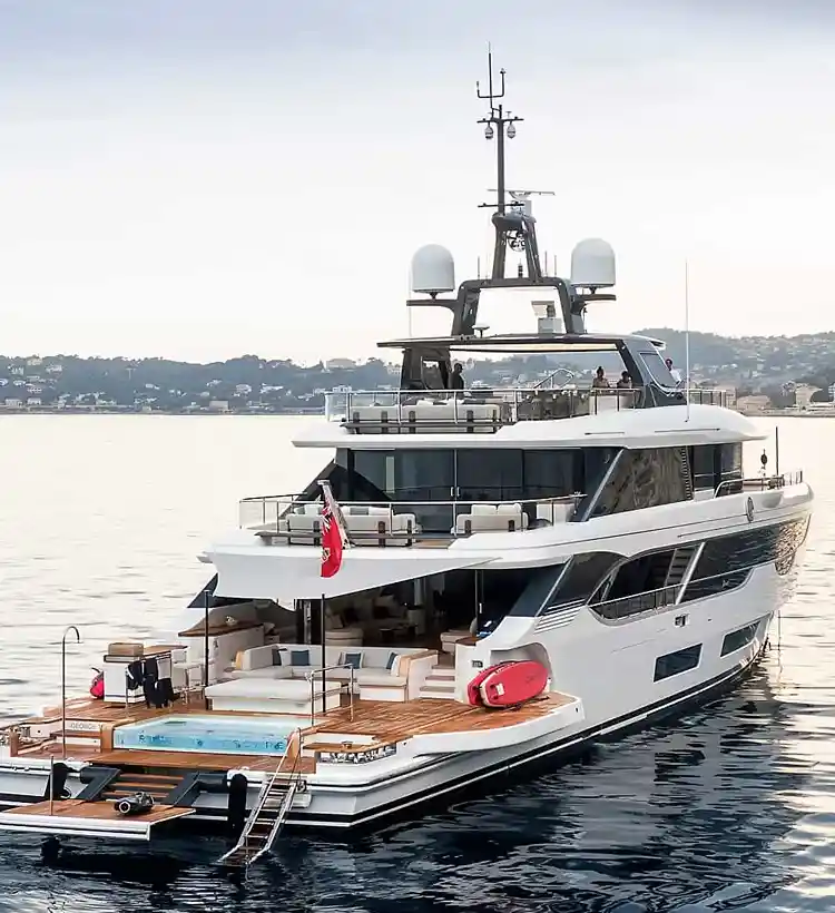 Benetti Oasis 40